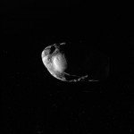 القمر الراعي بروميثيوس من كاسيني