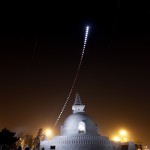 خسوف القمر فوق معبد السلام الهندي