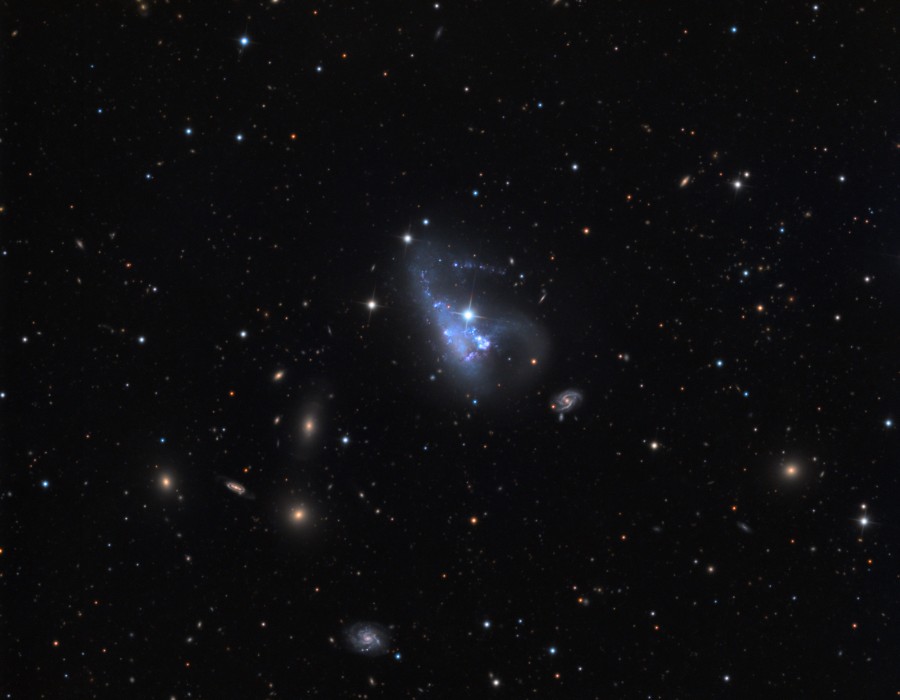 NGC 3239  و SN 2012A