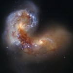المجرة اللولبية NGC 4038 في حالة اصطدام