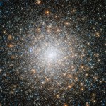 العنقود النجمي الكروي M15 من هابل