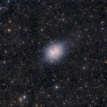 المجرة الإهليلبجية الفريدة قنطورس A