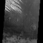 أصابع من الصخر الأبيض على المريخ