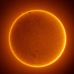 محطة  الفضاء الدولية تعبر الشمس الخالية من البقع الشمسية