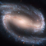 NGC 1300 المجرة الحلزونية المشطوبة