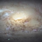 مجرة 106 M عن قرب